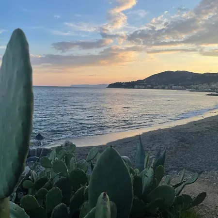 Finestra Sul Blu - Vista Mare Con Parcheggio Appartement Cogoleto