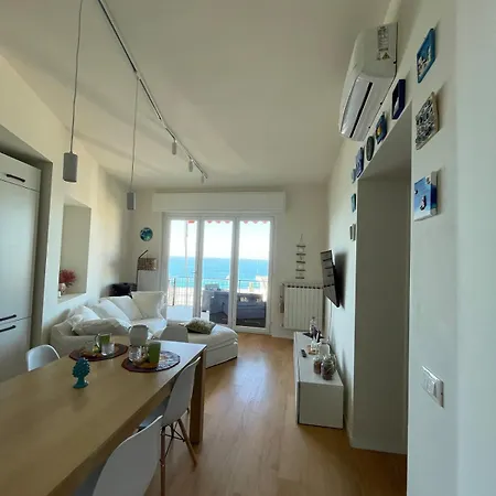 Finestra Sul Blu - Vista Mare Con Parcheggio アパート *